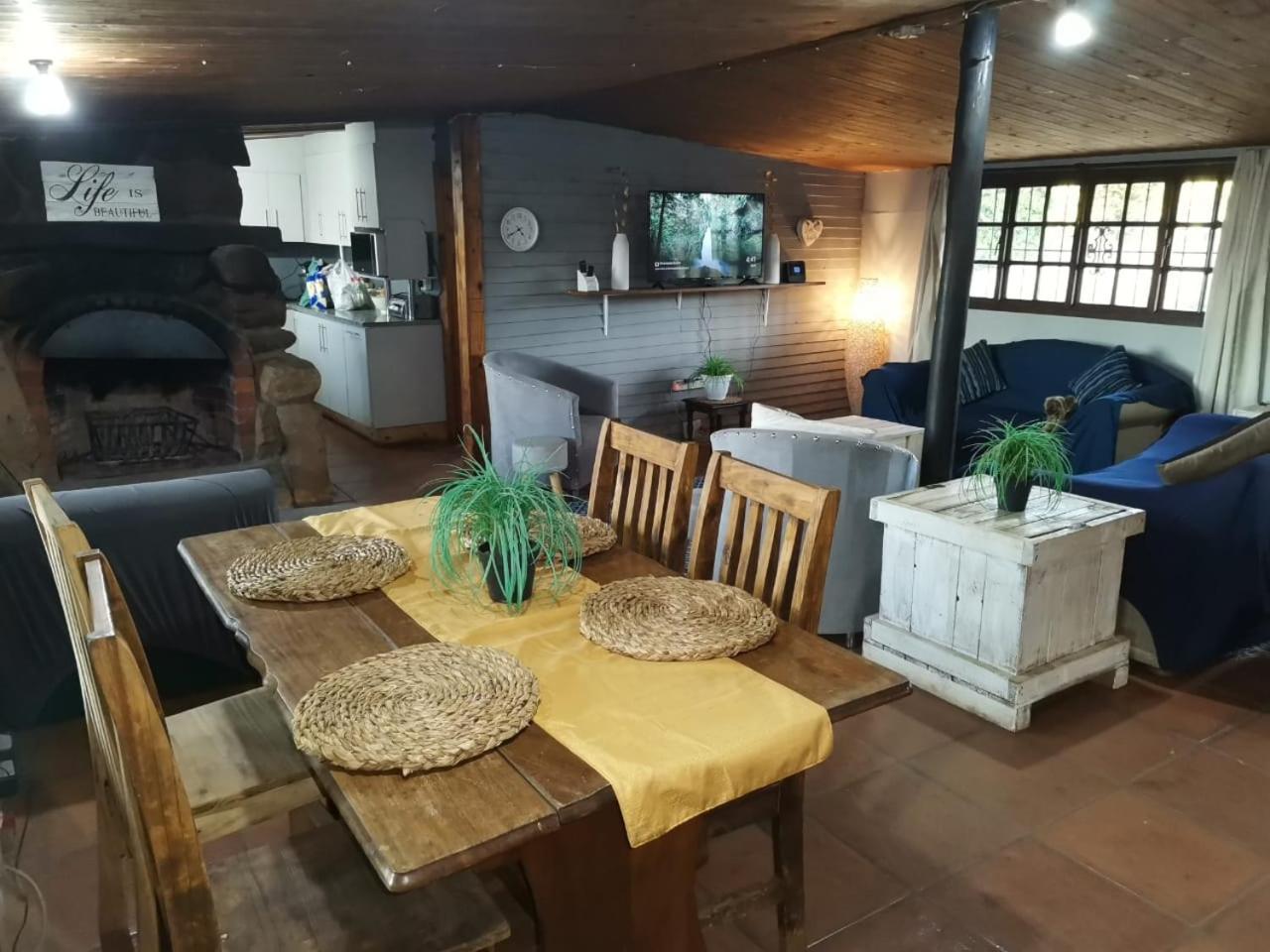 Forest Lodge *